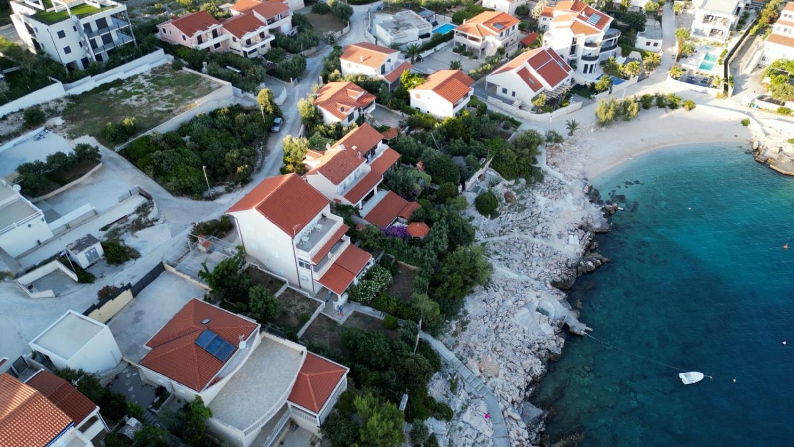 Apartments Luka Sevid ภายนอก รูปภาพ