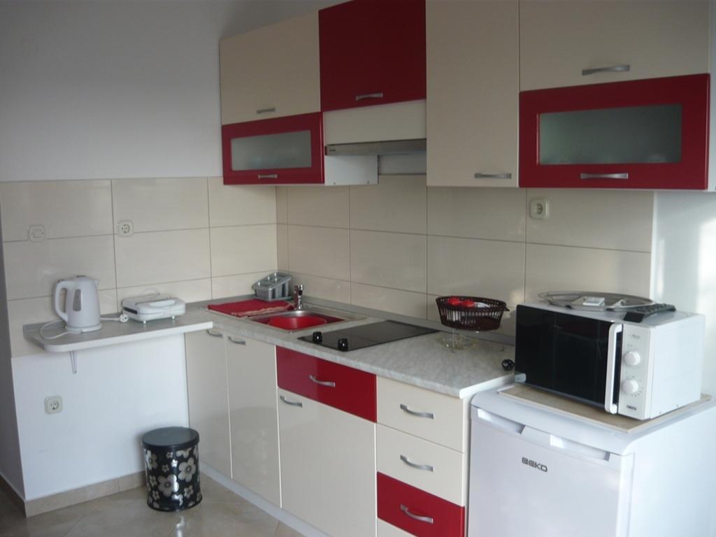 Apartments Luka Sevid ภายนอก รูปภาพ